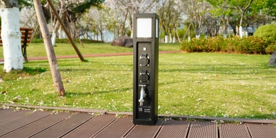 極亞智能戶外插座柱（outdoor outlet post）——構建智能庭院生態